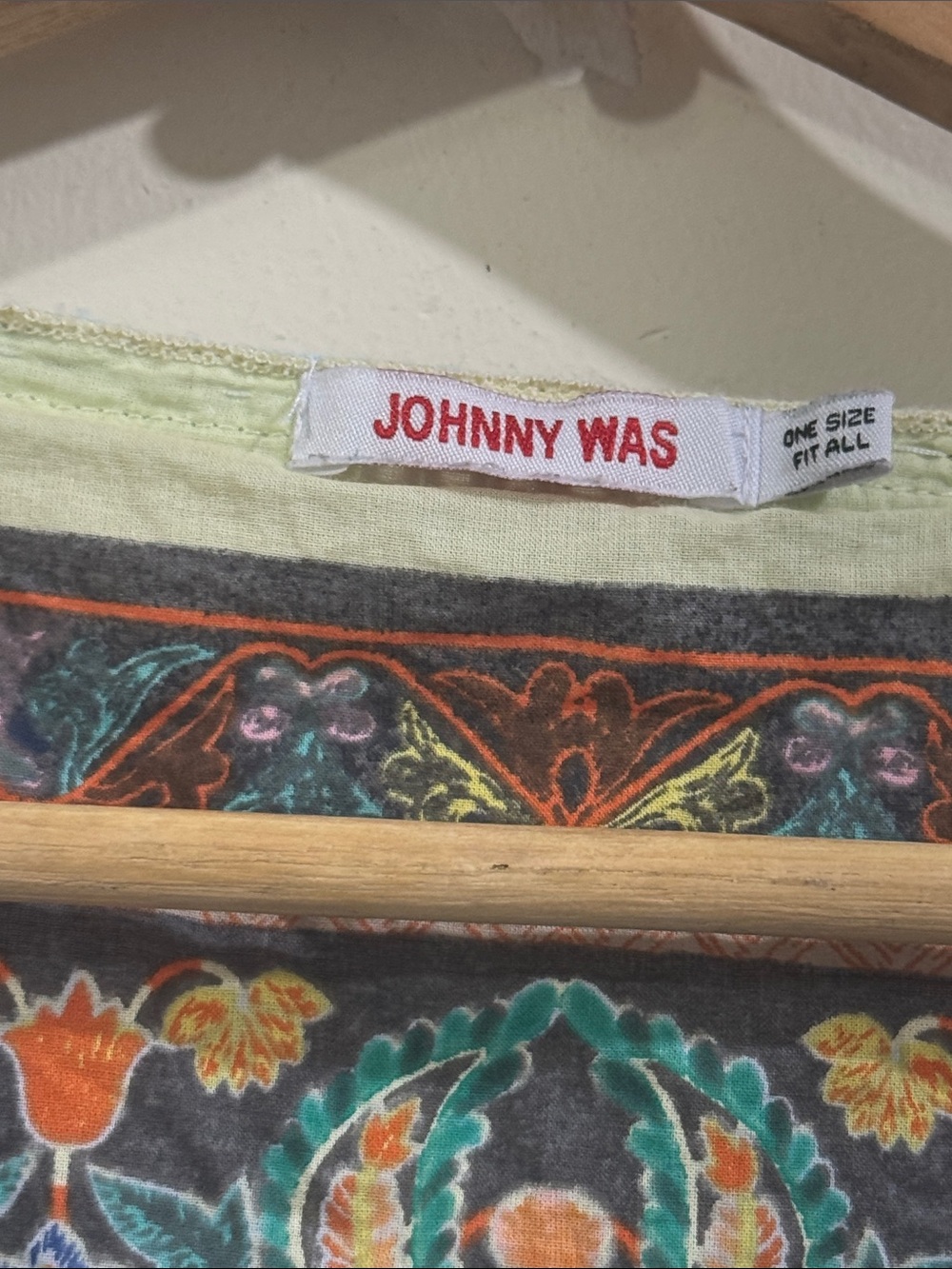 Johnny Was Pale Blue Floral V-Neck Tunic with Multicolor Bird Accents - Picture 3 of 6